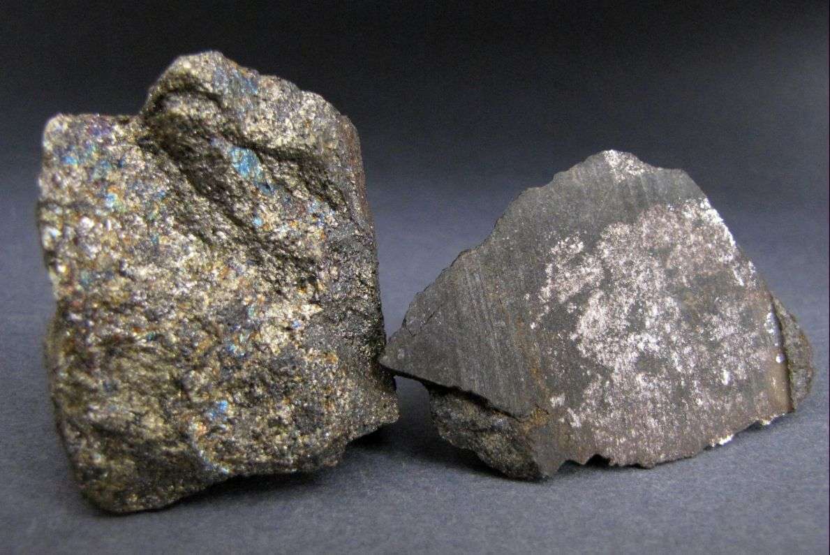 Металл это природный ресурс. Никель-кобальтовые руды. Руда никель кобальт. Медно-никелевые руды Кольского полуострова. Никель полезное ископаемое.